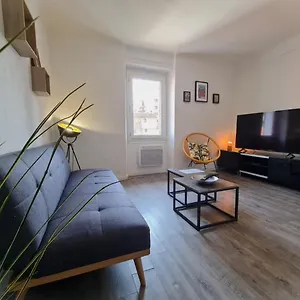 Studio-coin Nuit Au Calme - Lumineux Sans Vis A Vis , Toulon France